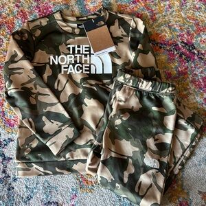 North Face Matching Set